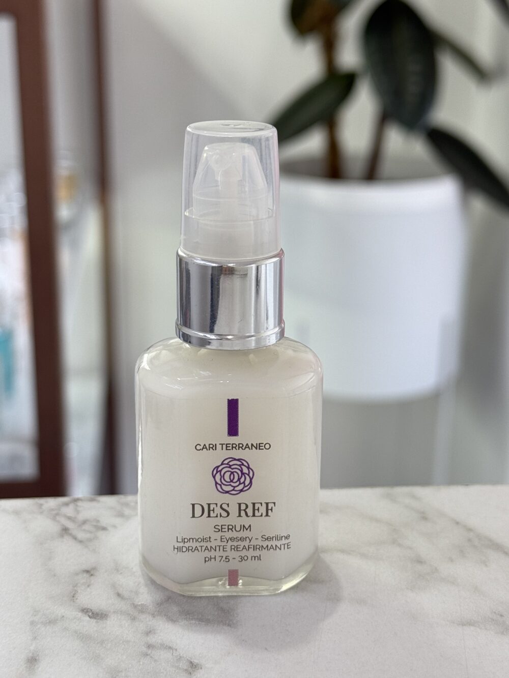 Des ref® serum cremagel reafirmante y descongestiva - Cari Terraneo