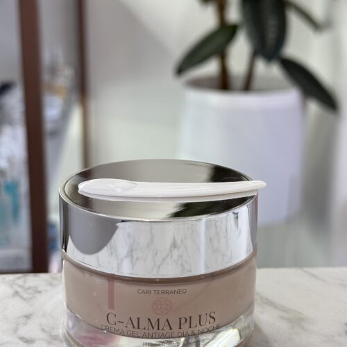 Calma Plus: crema gel antiage, día y noche - Cari Terraneo