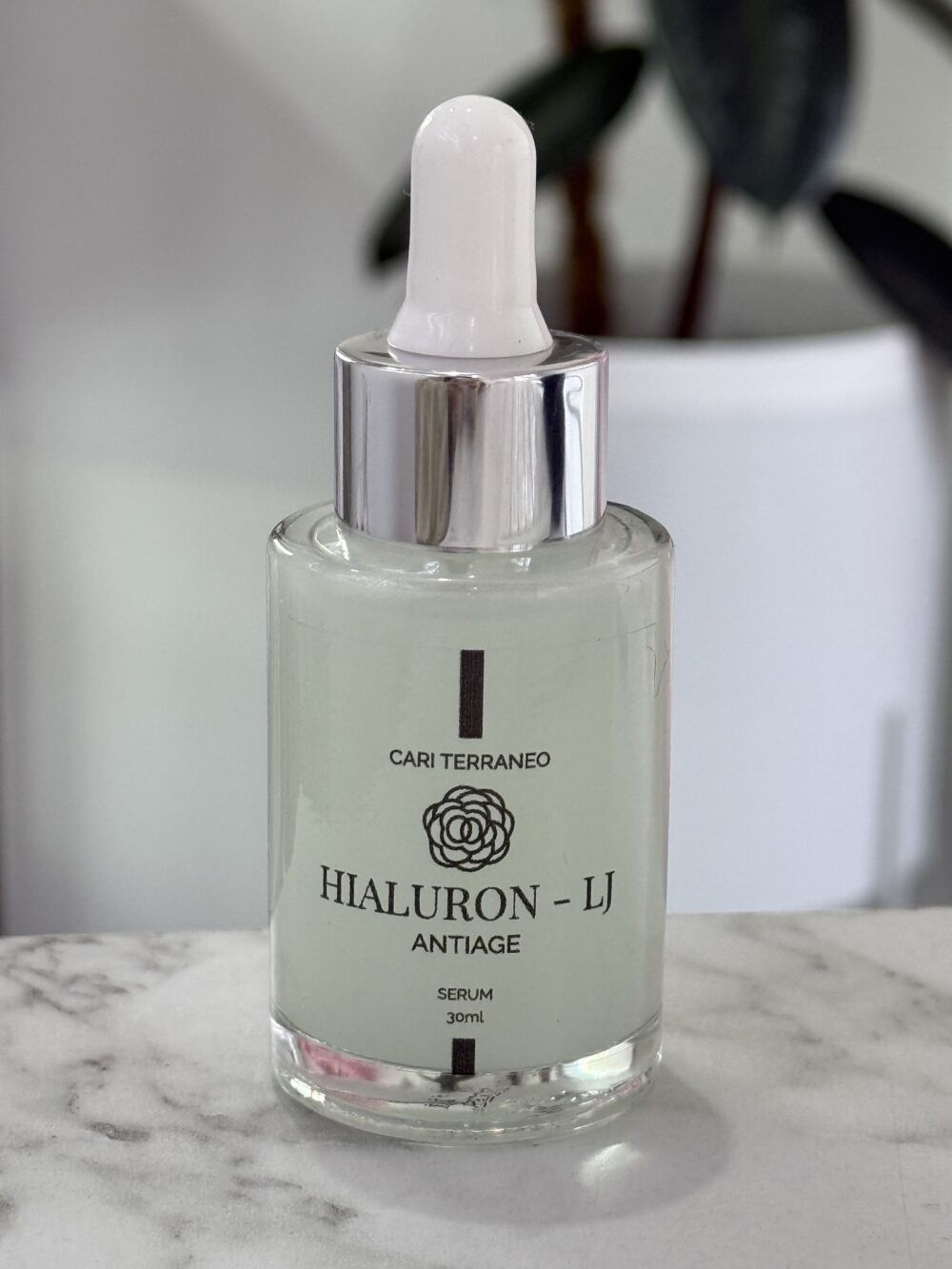 Jericó® Serum Hialuron LJ - Cari Terraneo