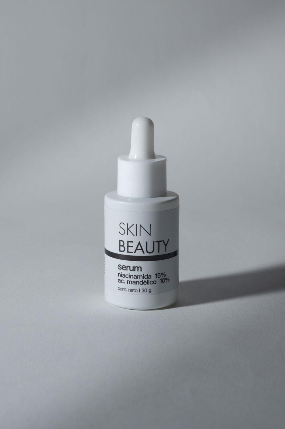 Serum facial niacinamida+ mandélico - Skin Beauty - Imagen 2