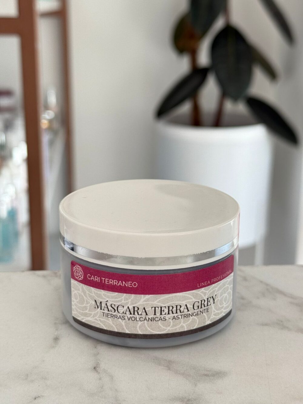 Mascara Terra Grey - Cari Terraneo