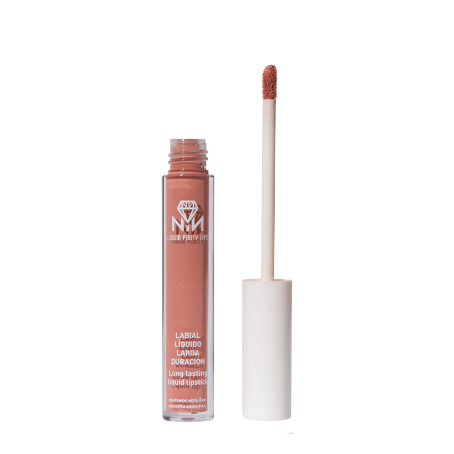 Un chin – liquid pouty lips – labial líquido larga duración - Nathacha Nina